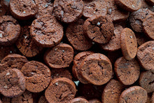 Load image into Gallery viewer, 70% Dark Chocolate &amp; Sea Salt Biscuits - 140g
